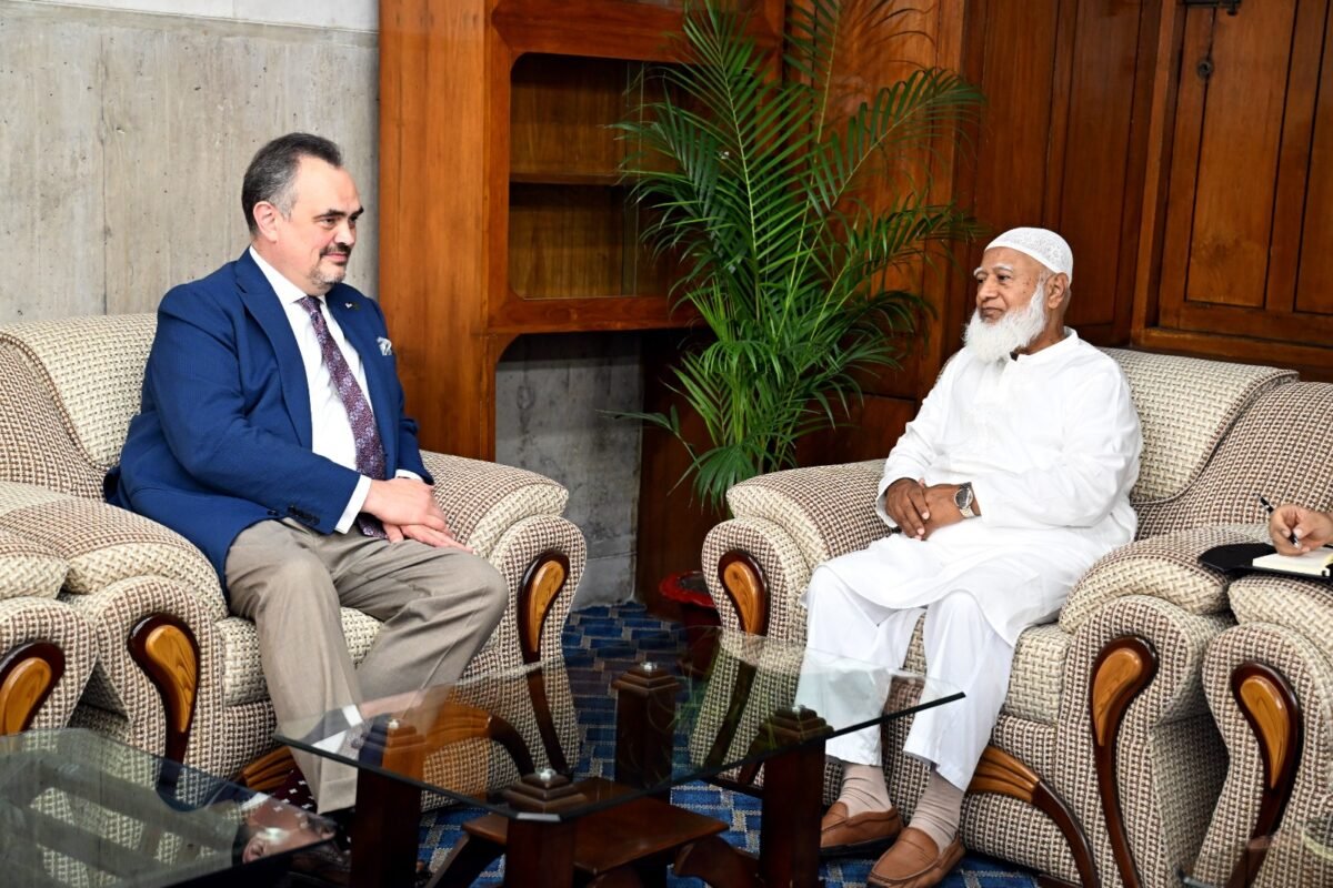 US Ambassador to Bangladesh meets opposition leader