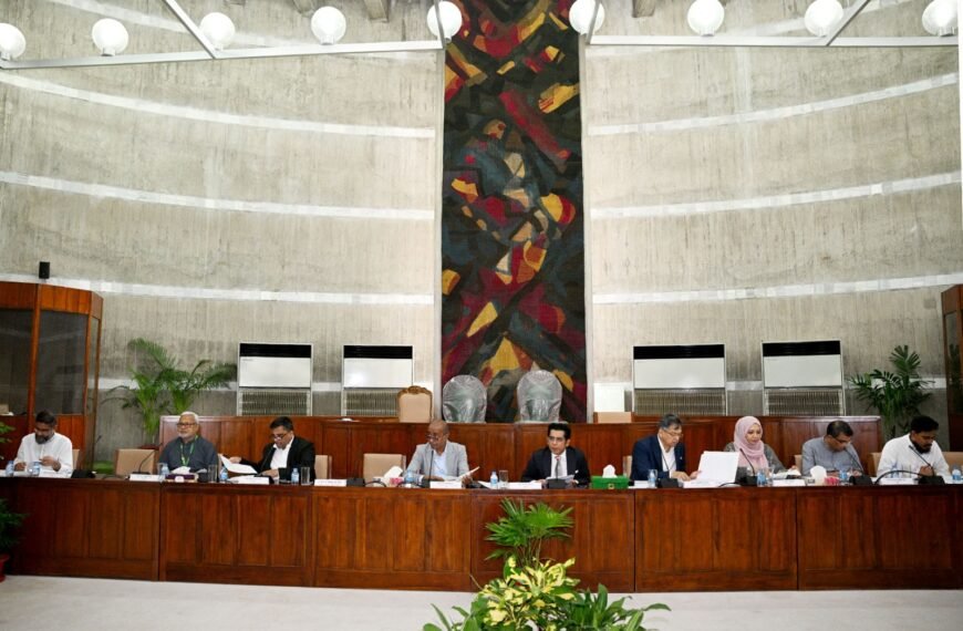 The 1st meeting of the Standing Committee on the Ministry of Law, Justice and Parliamentary Affairs was adjourned