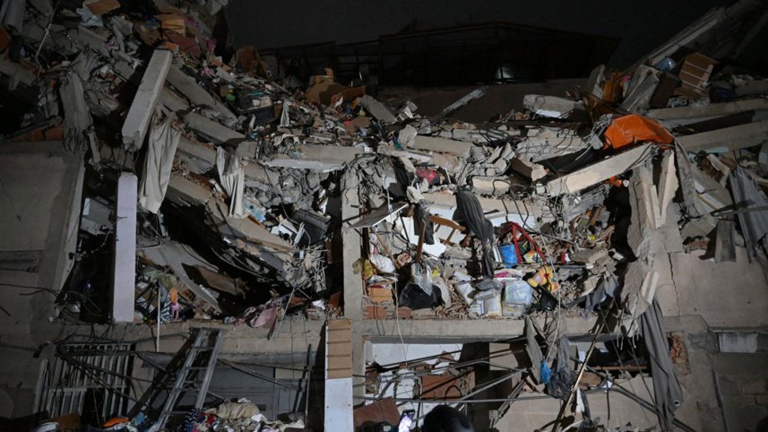 Twin earthquakes in Venezuela cause many casualties