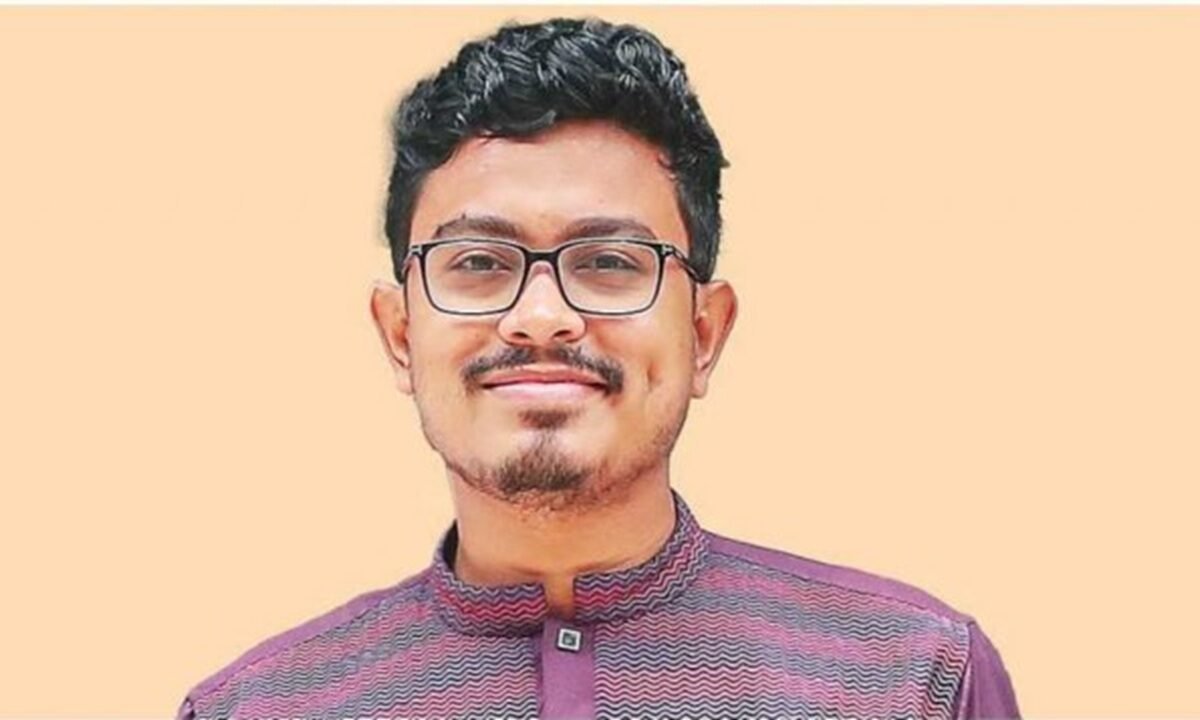 DUCSU VP Sadiq Kayem leaves Chhatra Shibir