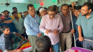 Health Minister visits Satkhira hospital on surprise visit
