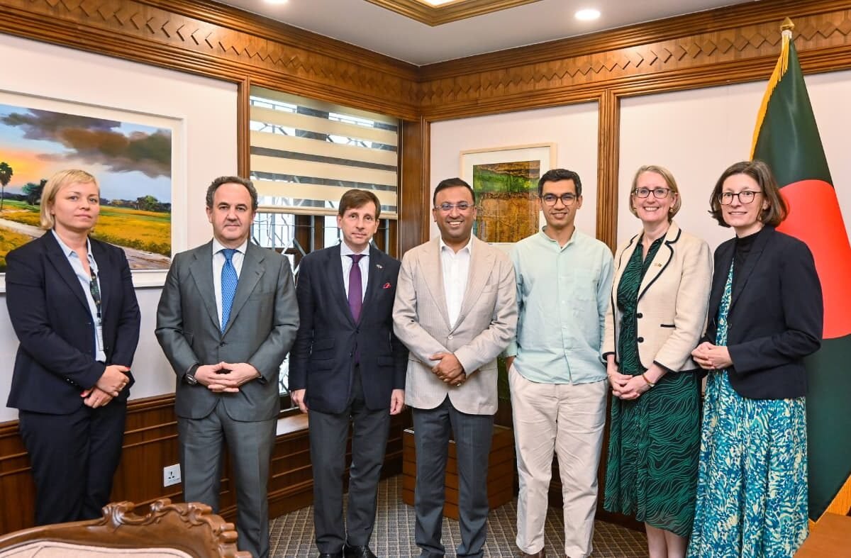 Five European ambassadors meet with PM’s Foreign Affairs…