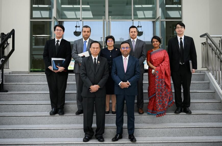 Bangladesh-Thailand talks to enhance cooperation in trade, investment and labor market