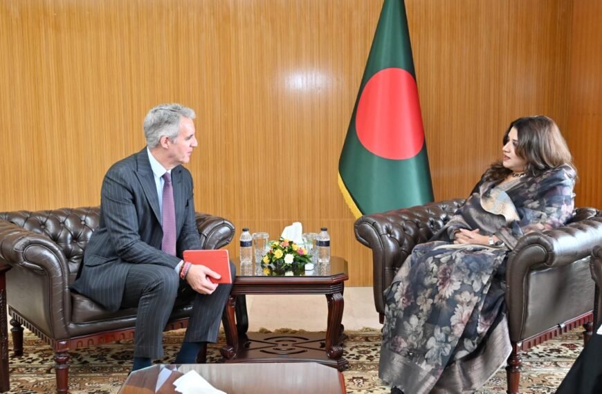 Head of IFRC delegation pays&hellip;