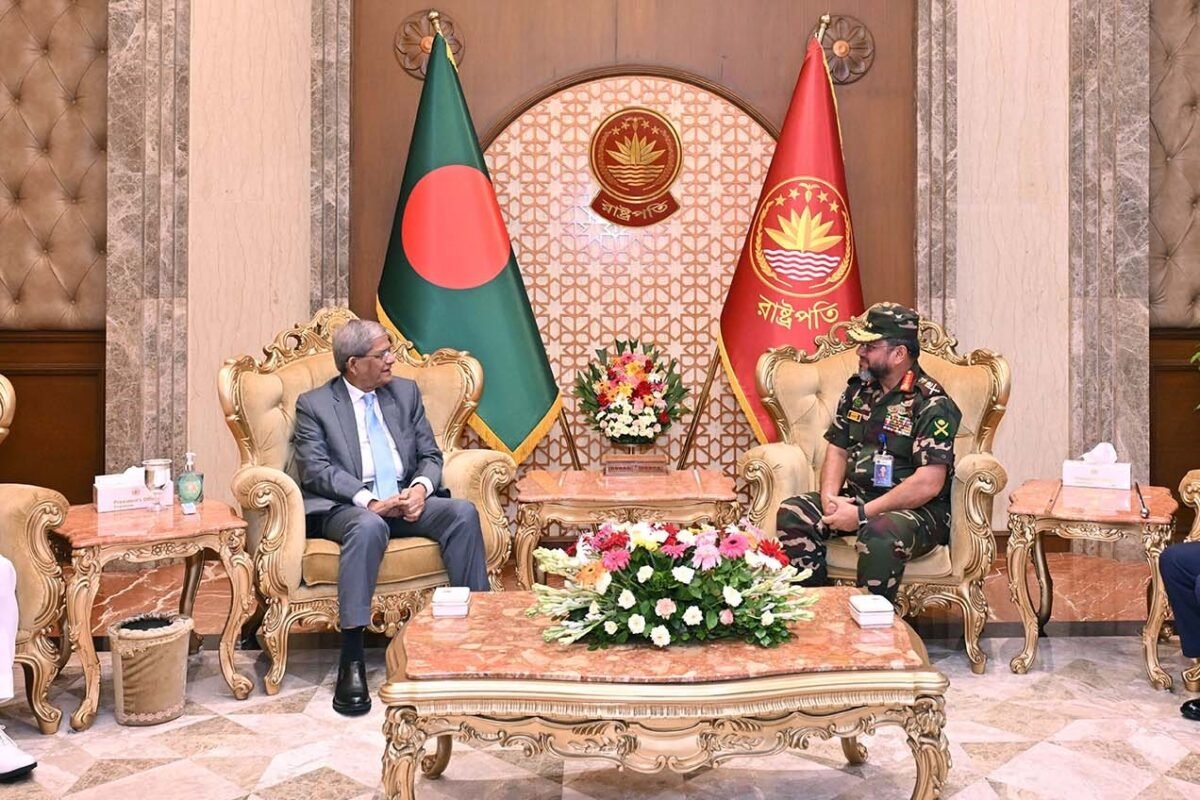 Three Chiefs of Armed Forces Pay Courtesy Call&hellip;