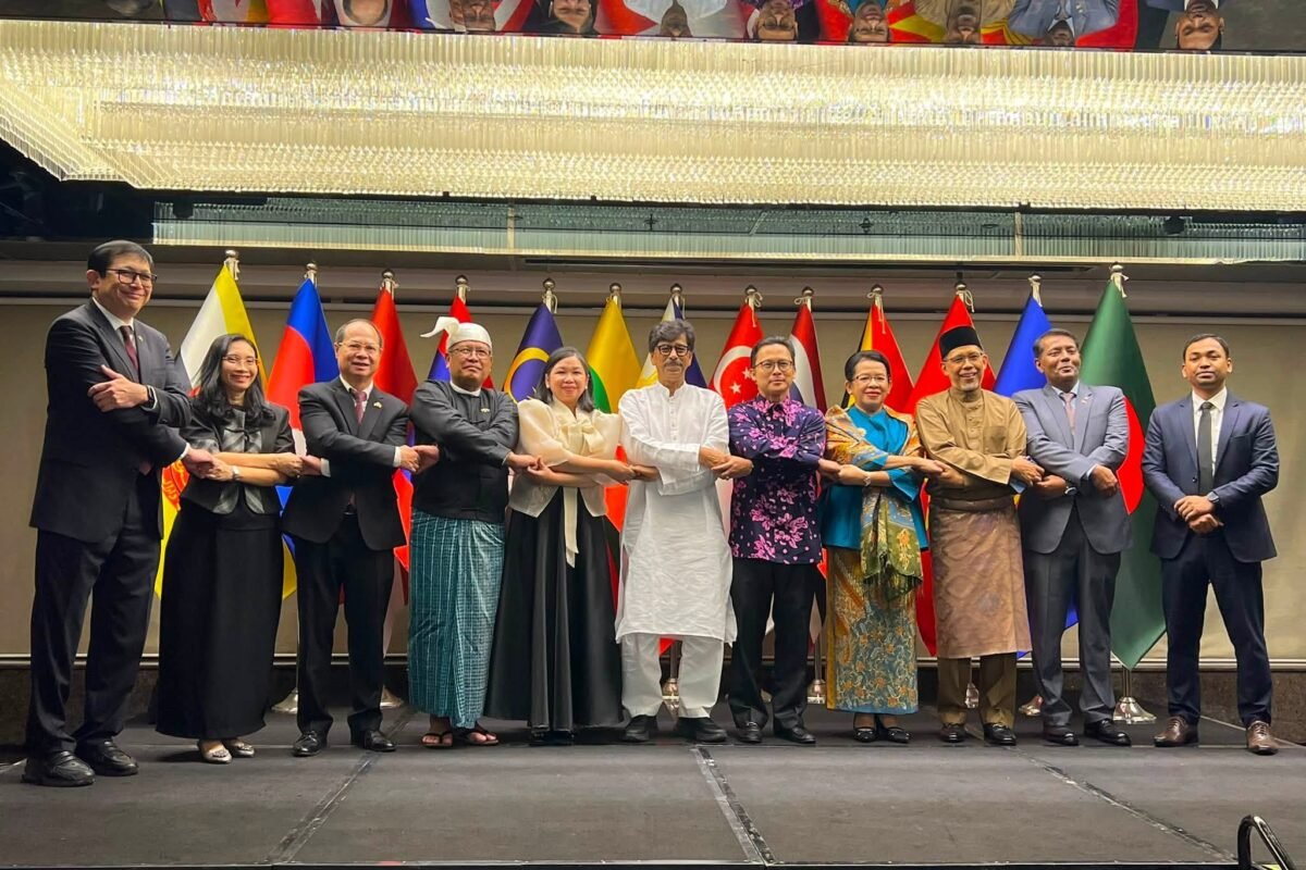 Bangladesh pledges to further strengthen ties with ASEAN