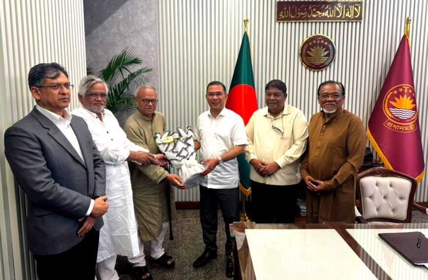 Newly elected members of the BNP standing committee paid a courtesy call on the Prime Minister and BNP Chairman Tarique Rahman