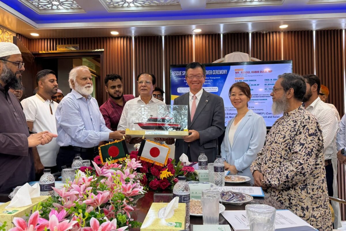 Japan hands over 12 rescue speedboats to Bangladesh&hellip;