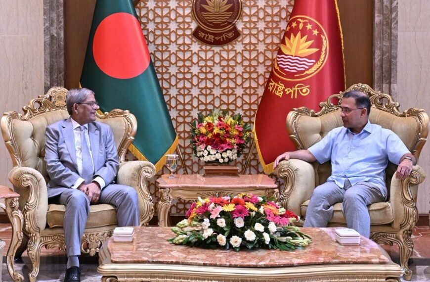 Prime Minister Holds First Courtesy Meeting with President at Bangabhaban