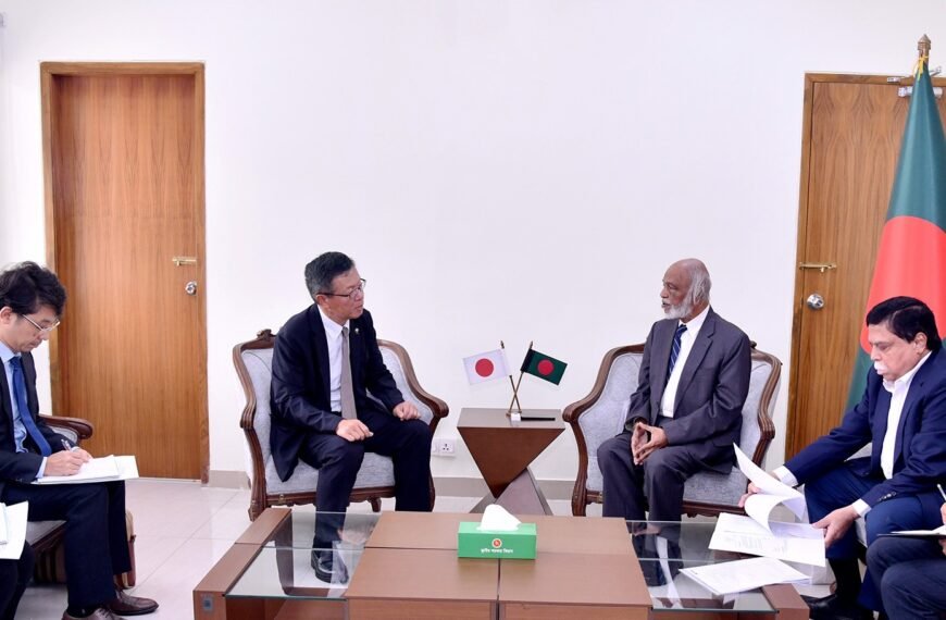 Local Government Minister Expects Further Strengthening of Development Cooperation with Japan