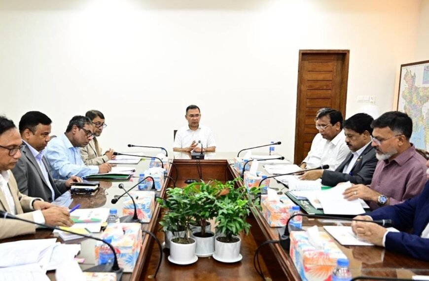 Prime Minister Tarique Rahman Directs Awareness Campaigns via Public Announcements and Friday Sermons to Prevent Dengue