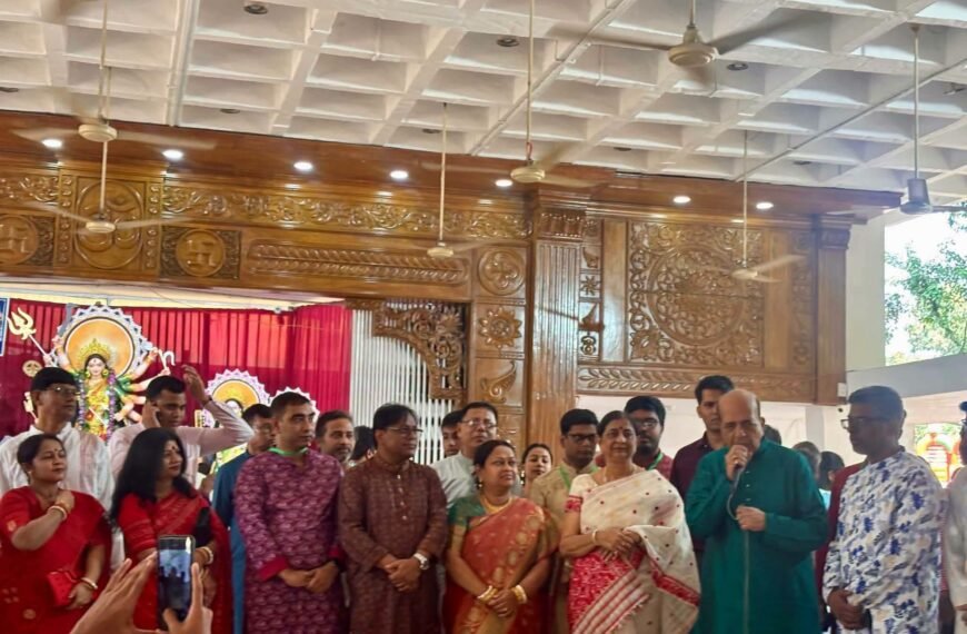 Indian High Commissioner Dinesh Trivedi Participates in Durga Puja Celebrations at Dhaka University’s Jagannath Hall