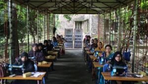 40 Women in Netrokona Receive Sewing Machines Through&hellip;