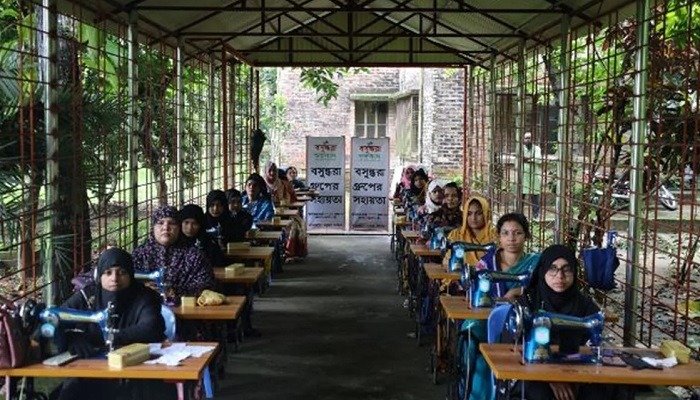 40 Women in Netrokona Receive Sewing Machines Through Bashundhara Shubhosangha Initiative