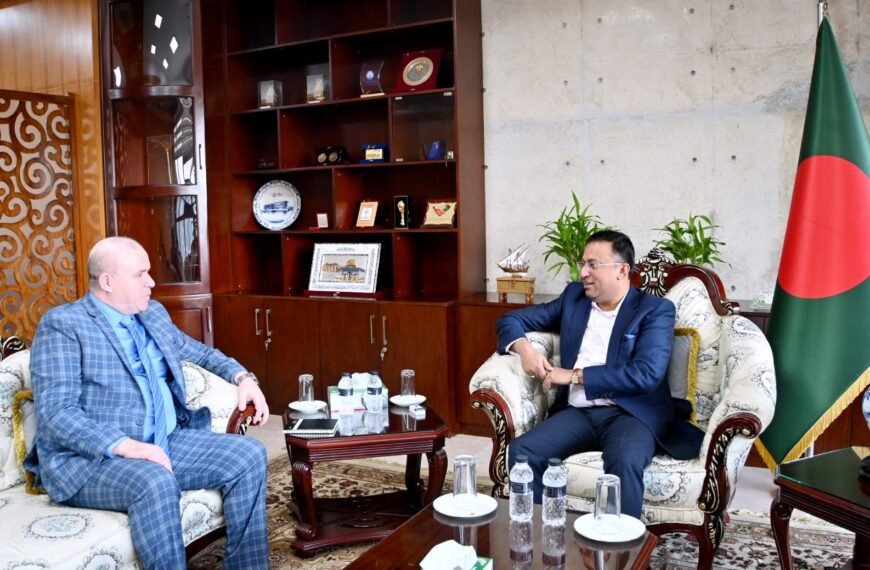 Bangladesh and Algeria Keen to Boost Cooperation in Energy, Pharmaceuticals, and Shipbuilding